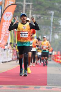 BIB: 46727
                            <button type="button" onclick="openModal(8164488)" class="btn btn-primary btn-sm float-right btn-popup" data-toggle="modal" data-target=".modal-high-quality">
                        <i class="fas fa-shopping-cart"></i> Add to Cart
                    </button>
                                            <button type="button" onclick="isThisMe(8164488, true)" class="btn btn-success btn-sm float-right btn-popup btn-isme hidden" data-toggle="tooltip" data-placement="bottom" title="นี่คือรูปของคุณใช่ไหม คลิกที่นี่เพื่อเอาเข้าอัลบั้ม">
                        <i class="fas fa-plus"></i> Add to album
                    </button>
                    <button type="button" onclick="isThisMe(8164488, false)" class="btn btn-warning btn-sm float-right btn-popup btn-isnotme hidden">
                        <i class="fas fa-ban"></i> Remove from album
                    </button>